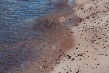 Sahilde güzel deniz dalgaları