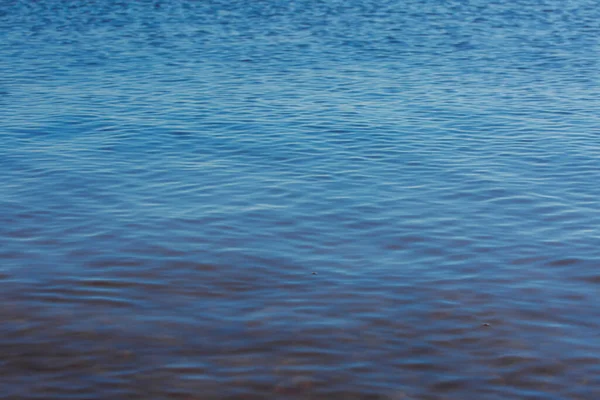 Wasseroberfläche Mit Wellen — Stockfoto