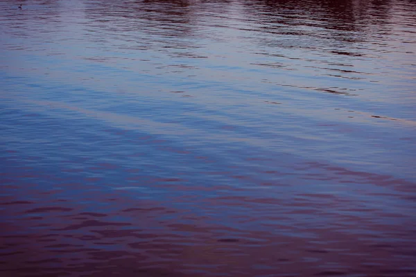 Superficie Dell Acqua Con Riflesso Del Sole — Foto Stock