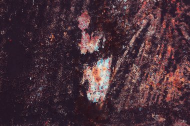 Çizik ve çatlaklarla metal doku