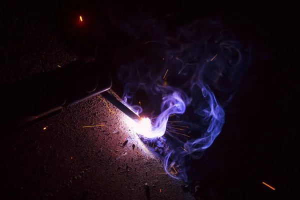 Brennendes Feuer Nachthimmel — Stockfoto