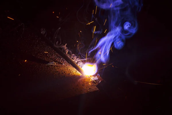 Faíscas Metal Solda Com Fumaça — Fotografia de Stock