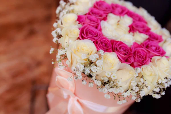 Schöner Hochzeitsstrauß Aus Blumen — Stockfoto