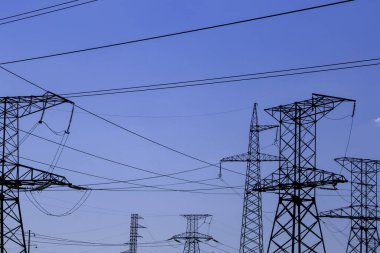 yüksek voltaj kulesi, elektrik direği