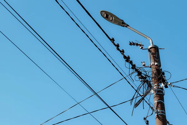 yüksek voltaj kulesi, elektrik direği