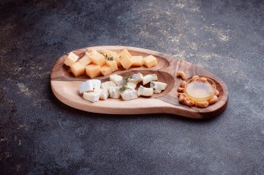 Tahtada ballı peynir seti