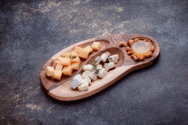 Tahtada ballı peynir seti