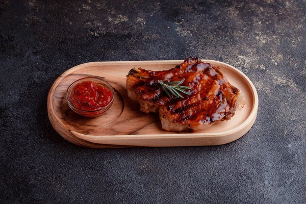 Grilled Pork Steak Caramelized Sauce Serving Meat Eco Friendly Wooden — 스톡 사진