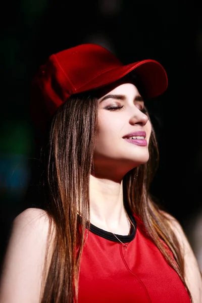 Red Cap Topic Beautiful Serious Expression Girl Long Hair Summer — Fotografia de Stock