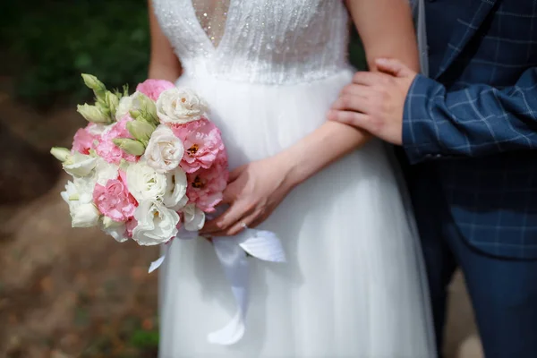 Partial View Bride Groom Woman Holding Flowers Bouquet Wedding Ceremony — Foto Stock