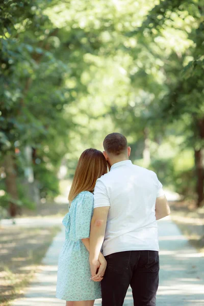 Couple Love Together Holding Hands Standing Park — Fotografia de Stock