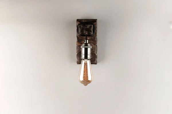 Decorative Wooden Wall Lamp Edison Light Bulb — Stockfoto