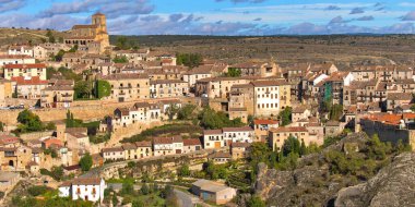 Şehir manzarası, Ortaçağ Köyü, Sepulveda, Segovia, Castilla y Leon, İspanya, Avrupa