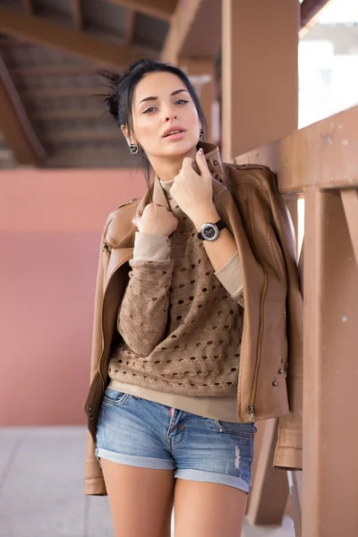 seksi kız açık yaz moda portre. Yong güzel kadın