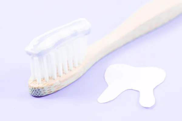 Bamboo Toothbrush Toothpaste Paper Tooth Right Soft Lilac Background Close — Stock Photo, Image