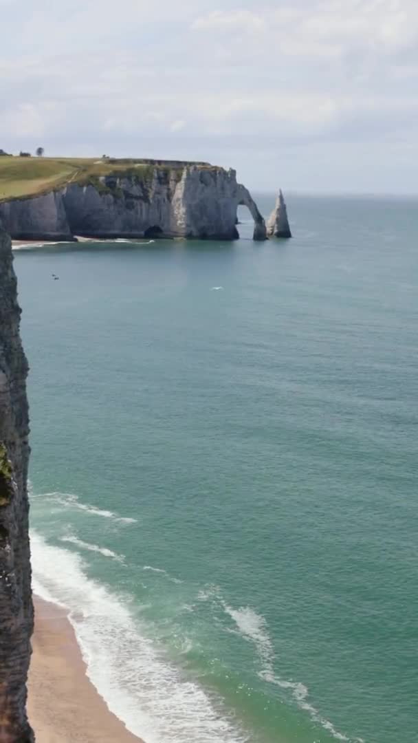 Beautiful North Sea Landscape Rocky Shore Flying Seagull Normandy France — Stock videók