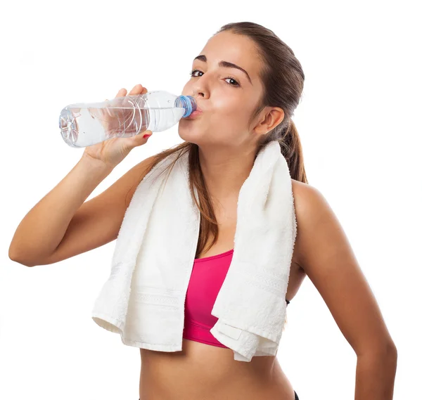 Sporty woman drinking water — Stock Photo, Image