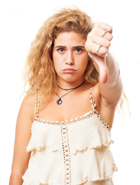 Mujer con pulgar hacia abajo — Foto de Stock