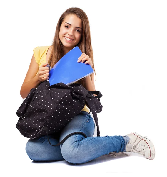 Vrouw met rugzak — Stockfoto