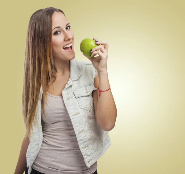 Woman eating apple — Stock Photo, Image