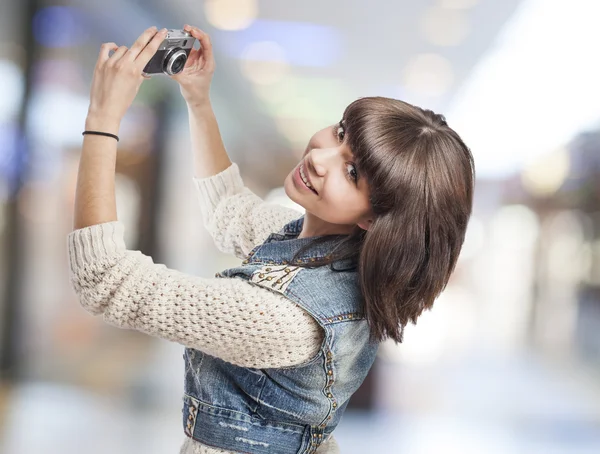 Mujer haciendo foto — Foto de Stock