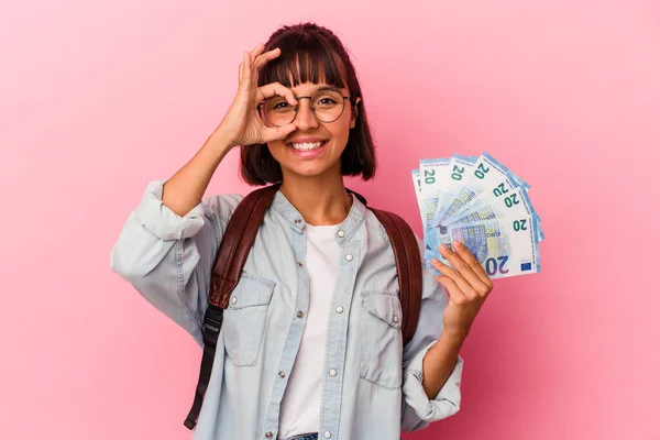 Young Mixed Race Student Woman Holding Bills Isolated Pink Background — Stock Photo, Image