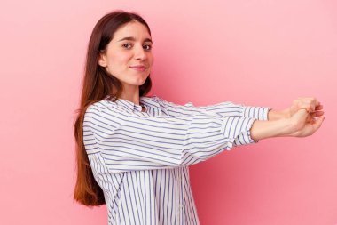 Gergin kollar, rahat konum.