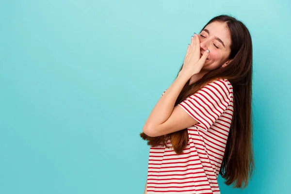 Young Caucasian Woman Isolated Blue Background Laughing Happy Carefree Natural — Stock Photo, Image