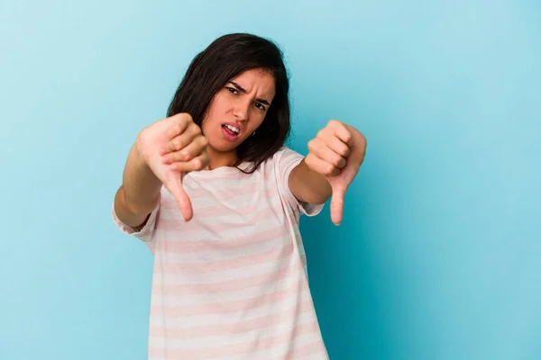 Young Caucasian Woman Isolated Blue Background Showing Thumb Expressing Dislike — Stock Photo, Image