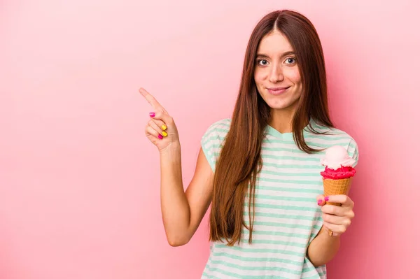 Young Caucasian Woman Holding Ice Cream Isolated Pink Background Smiling — Stock Photo, Image