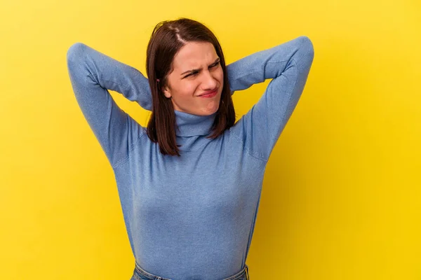 Young Caucasian Woman Isolated Yellow Background Suffering Neck Pain Due — Stock Photo, Image