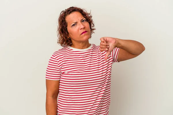 Middle Age Latin Woman Isolated White Background Showing Dislike Gesture — Photo