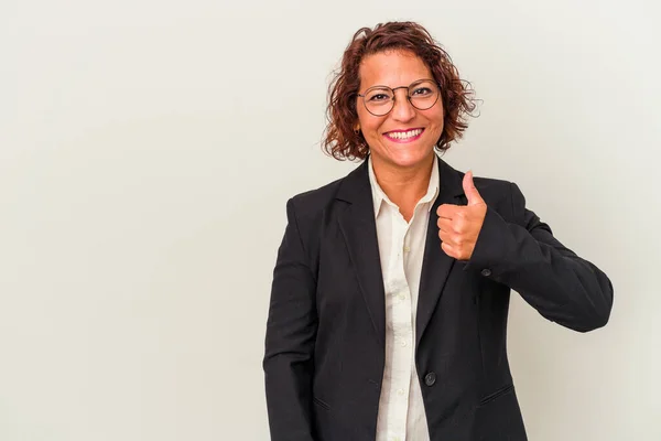 Middle Age Latin Business Woman Isolated White Background Smiling Raising — ストック写真