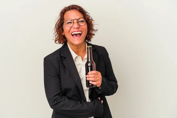 Middle Age Latin Business Woman Holding Beer Isolated White Background — Foto de Stock