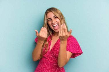 Mavi arka planda soyutlanmış beyaz, sarışın bir kadın seni işaret ediyor. Sanki seni davet ediyormuş gibi..