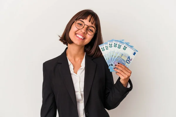 Jonge Gemengde Ras Zakenvrouw Met Een Bankbiljetten Geïsoleerd Witte Achtergrond — Stockfoto