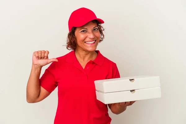 Middle Age Delivery Woman Taking Pizzas Isolated White Background Feels — Stock Photo, Image