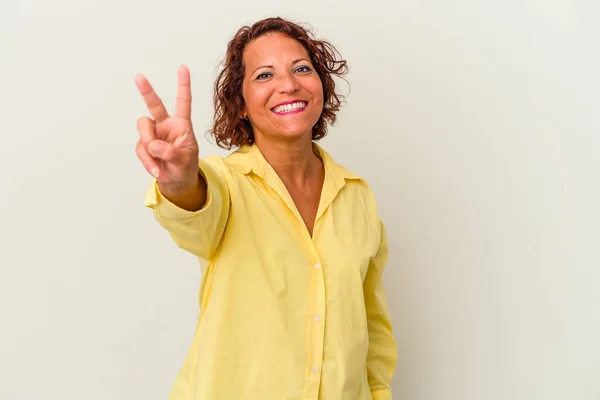Middle Age Latin Woman Isolated White Background Joyful Carefree Showing — ストック写真