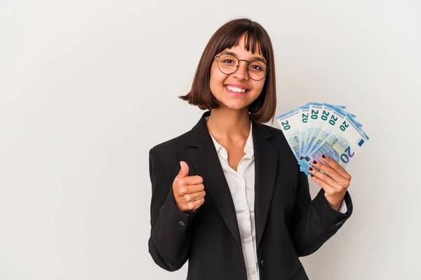 Joven Mujer Negocios Raza Mixta Sosteniendo Billete Aislado Sobre Fondo — Foto de Stock