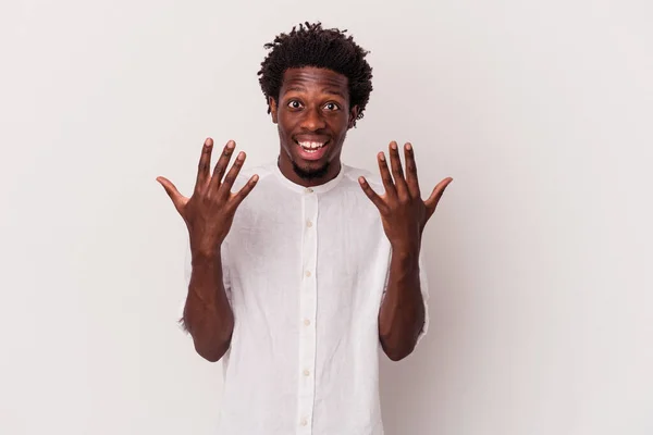Ung Afrikansk Amerikansk Man Isolerad Vit Bakgrund Visar Nummer Tio — Stockfoto