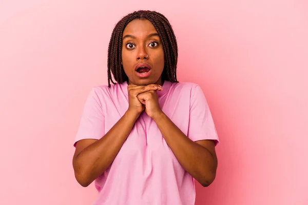 Young African American Woman Isolated Pink Background Praying Luck Amazed — Stock Photo, Image