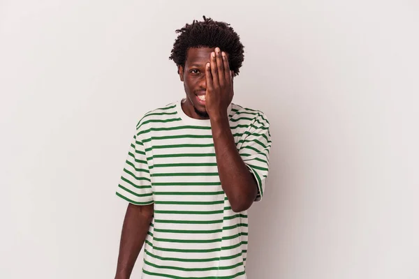 Ung Afrikansk Amerikansk Man Isolerad Vit Bakgrund Har Kul Att — Stockfoto