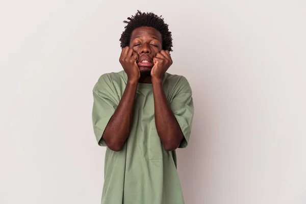 Молодой Африканский Американец Изолированный Белом Фоне Плачет Недовольный Агония Запутанность — стоковое фото
