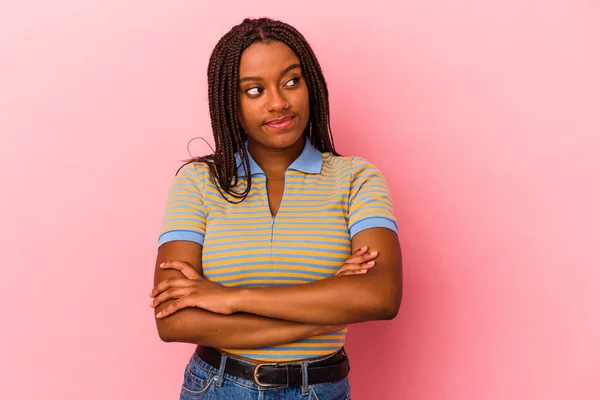 Young African American Woman Isolated Pink Background Dreaming Achieving Goals — Stock Photo, Image