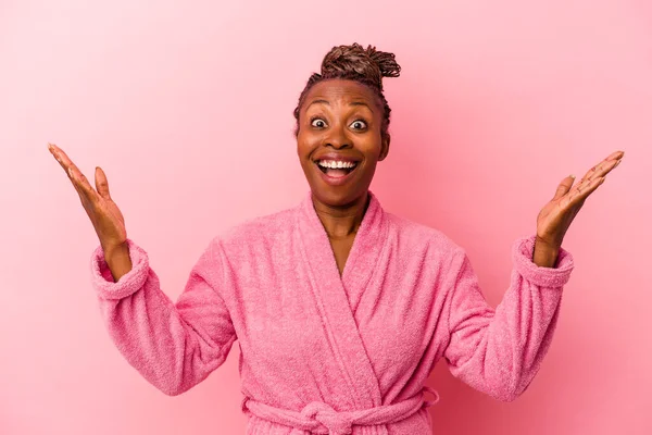 Young African American Woman Wearing Pink Bathrobe Isolated Pink Background — 图库照片