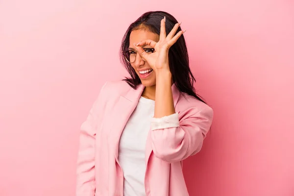 Young Latin Woman Isolated Pink Background Excited Keeping Gesture Eye — Stock Photo, Image
