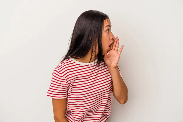 Young Latin Woman Isolated White Background Saying Secret Hot Braking — Stock Photo, Image