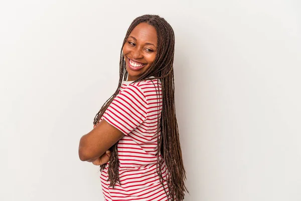 Jong Afrikaanse Amerikaanse Vrouw Geïsoleerd Witte Achtergrond Lachen Plezier Hebben — Stockfoto