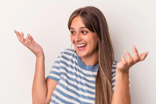 Giovane Donna Caucasica Isolata Sfondo Bianco Gioioso Ridere Molto Concetto — Foto Stock