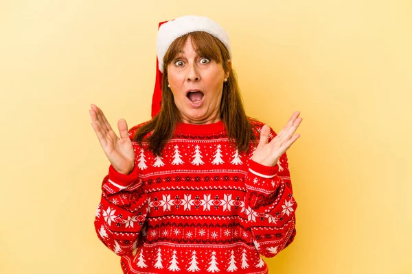 Middle Age Caucasian Woman Celebrating Christmas Isolated Yellow Background Surprised — Photo